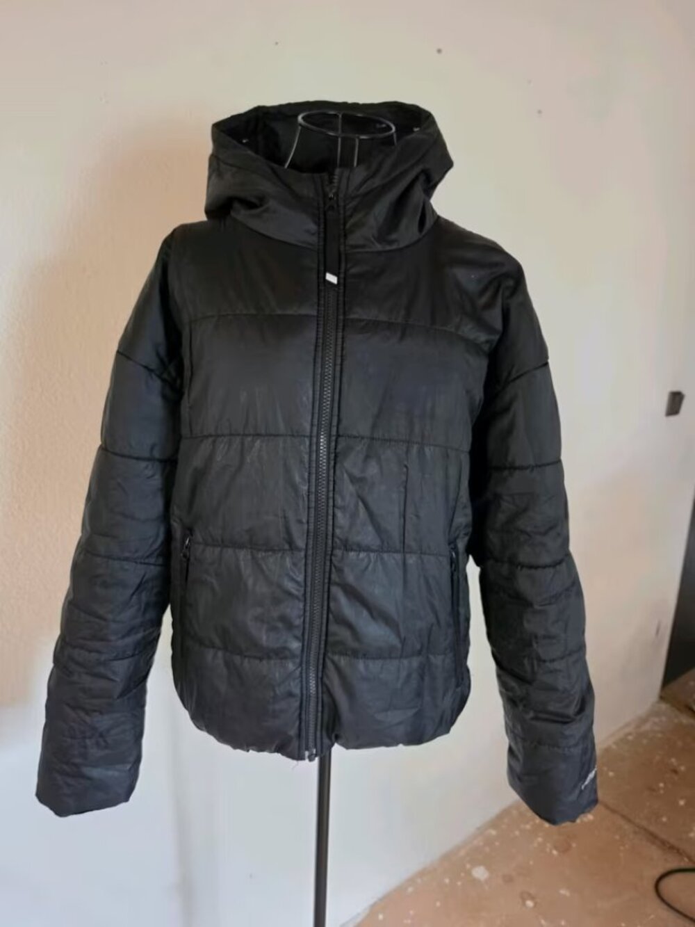 Nike Hooded Puffer Jacket — Black, Size S